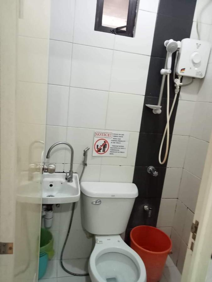 N&J Lopez Lodging House Pasay Dış mekan fotoğraf