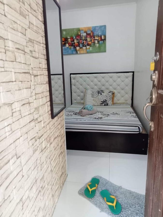 N&J Lopez Lodging House Pasay Dış mekan fotoğraf