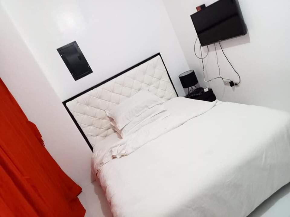 N&J Lopez Lodging House Pasay Dış mekan fotoğraf